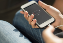 Come ricaricare correttamente la batteria di uno smartphone