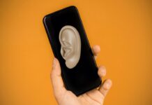 Cellulari intelligenti che ascoltano ogni tua parola? Scopri subito questa incredibile novità!