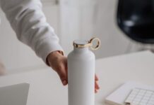 Acqua fresca sempre a portata di mano: Scopri le 10 migliori borracce su Amazon per dire addio alla sete!