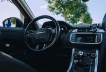 Android Auto in pericolo: scopri come salvaguardare il tuo smartphone dalle fiamme