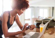 Donne in forma: 6 app per il fitness in casa, pensate da donne e per donne, con programmi personalizzati di allenamento e alimentazione!