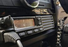 Esclusiva Scioccante: Gruppo di Ricercatori Smaschera una Falla nella Radio della Polizia TETRA