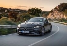 Esplora il mondo degli interni lussuosi, motori potenti e foto mozzafiato: il feed che stuzzicherà il tuo interesse!