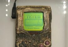 Game Boy: il miracoloso sopravvissuto al bombardamento diventa un’opera d’arte del passato, la sua storia rimossa dal Nintendo Store di New York
