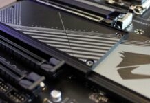 Gigabyte Aorus Elite B760: la recensione della scheda madre che unisce la robustezza all’accessibilità!