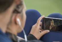 Il Canone Rai sulla bolletta del cellulare: cosa c’è da sapere sull’ipotesi del Governo e come potrebbe influenzare il tuo portafoglio!