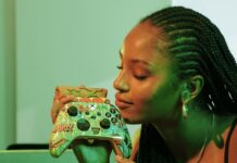 Il fantastico Cowabunga: il pad Xbox che trasporta i fan delle Tartarughe Ninja nel mondo della pizza!
