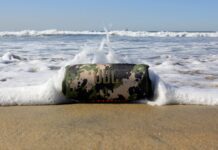 Il suono dell’estate: scopri la colonna sonora perfetta con i nuovi speaker portatili e auricolari JBL!