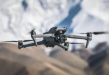 Incredibile DJI Air 3: Scatti mozzafiato con doppia fotocamera! Scopri l’etichetta C1 e l’innovativo APAS 5.0 per una stabilità senza precedenti!