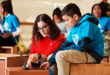 La proposta rivoluzionaria dell’Unesco: smartphone proibiti nelle scuole di tutto il mondo: scopri i motivi e gli effetti positivi!