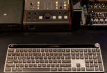La tastiera Epic Wireless di JLab: un’esperienza multi-dispositivo rivoluzionaria, con la comoda rotella integrata!