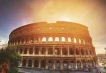 Musk vs Zuckerberg: Epica sfida al Colosseo tra gladiatori pubblicitari!
