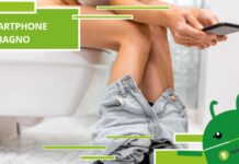 Pericolo a portata di mano: lo smartphone in bagno può essere letale!