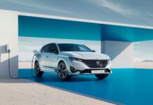 Peugeot e-308: scopri gli allestimenti e i prezzi della nuova elettrica che sta conquistando l’Italia