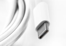Scopri il futuro della ricarica con iPhone 15 e USB-C: Velocità straordinaria o solo una promessa?