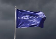 Stellantis firma accordo con Kuniko per il cobalto e il nichel: una svolta nell’industria dell’auto elettrica!
