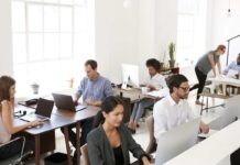 Abbandona queste abitudini per essere subito più produttivo sul lavoro: scopri come fare la differenza!