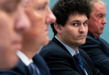 Sam Bankman-Fried, ex-CEO di FTX, finisce in prigione: un destino choc che cancella la sua libertà vigilata