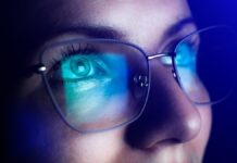 Sconvolgente scoperta: le lenti anti luce blu non sono così efficaci come si pensava