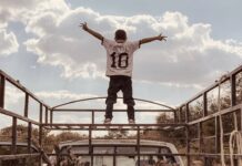 Scopri gli scatti più sorprendenti: i vincitori degli iPhone Photography Awards 2022 finalmente rivelati!