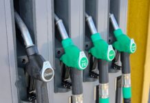 Scopri quanto risparmi! Con Caro Carburanti sarai sempre informato sui prezzi medi della benzina e del diesel