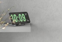 Il nuovo IFA 2023: Zens Magnetic Nightstand per iPhone svela la sua compatibilità con iOS 17, il futuro dell’interazione!