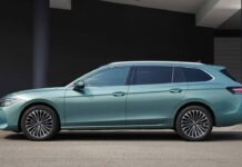 Volkswagen Passat 2024: la nuova station wagon elettrica che ti sorprenderà con una autonomia fino a 100 km!